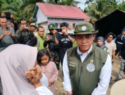 Menteri Kehutanan bantu korban bencana hidrometeorologi di Agam