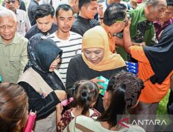 Wagub Sumut bersama Gubernur Jatim salurkan bantuan ke pengungsi