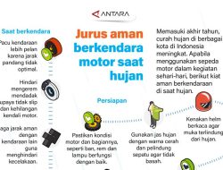 Jurus aman berkendara motor saat hujan