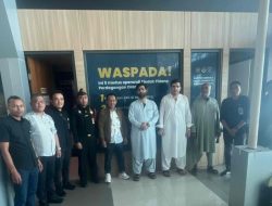 Hukum, dari WNA Pakistan dideportasi hingga mahasiswa penggerak HAM