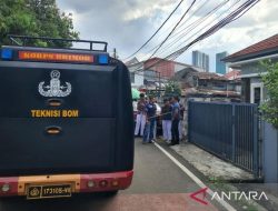 Hukum kemarin, dari ledakan di SMAN 72 hingga KPK OTT Bupati Ponorogo
