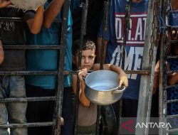 Banjir terjang tenda pengungsi Gaza, krisis kemanusiaan kian memburuk