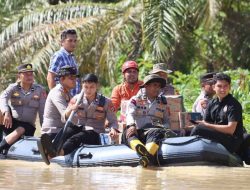Polres Aceh Selatan salurkan bantuan korban banjir